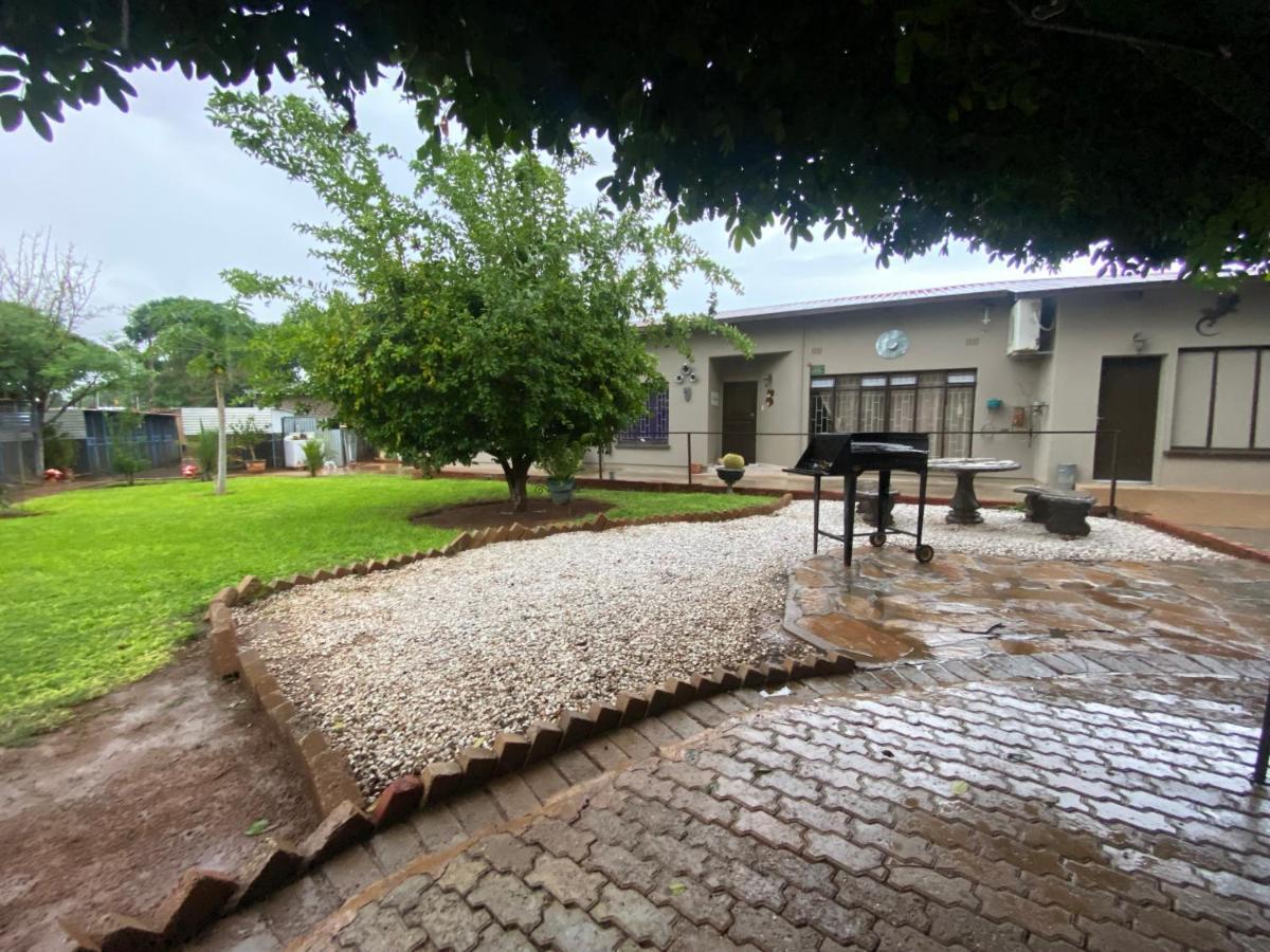 El-Kole Bed And Breakfast Tsumeb Eksteriør billede