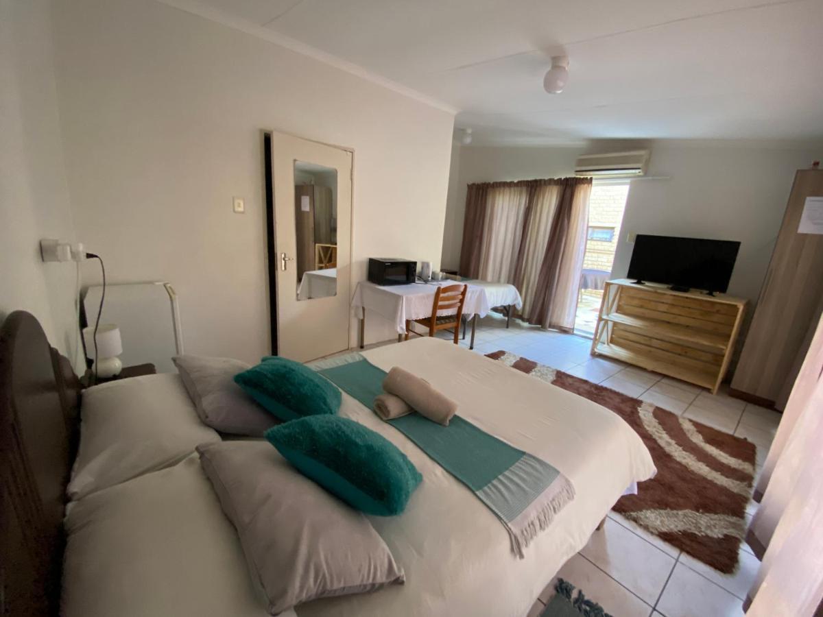 El-Kole Bed And Breakfast Tsumeb Eksteriør billede